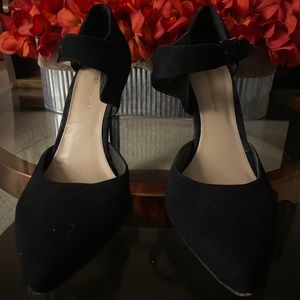 Arturo Chiang Black Heels
